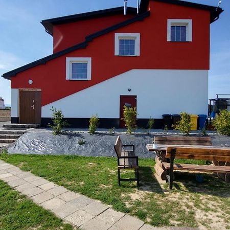 Apartamenty Czerwona Stodola كوادسكوم المظهر الخارجي الصورة